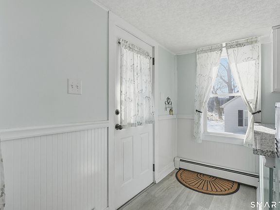 3rd image of 74 Riverside Drive