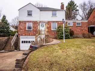 5232 Fieldcrest Dr, Pittsburgh, PA 15236