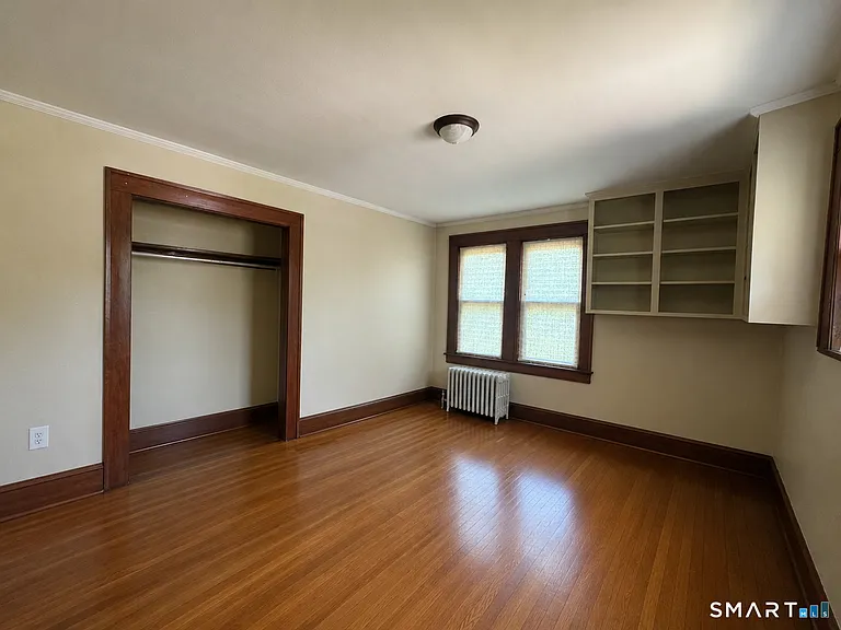 18 Fleetwood Ave — Photo 13