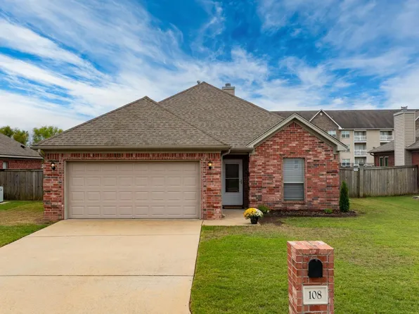 108 Danielle Cir, Maumelle, AR 72113