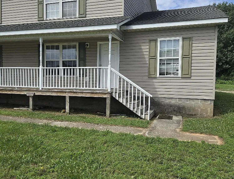 2103B Easley Hwy — Photo 2