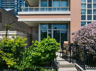 6 Pirandello St #Townhouse 22, Toronto, ON M6K 0B1