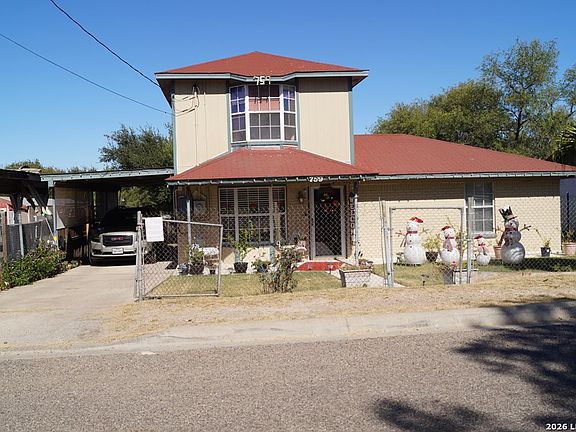 2nd image of 759 Calle Cedro