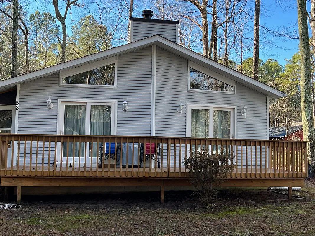 3 bed, 2.0 bath, 1650 sqft, $1,800 — Photo 2