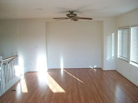 4th image of 3282 Beretania Way