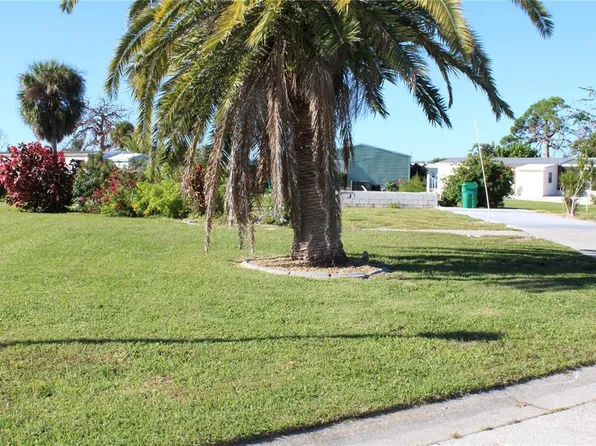 3304 Catbird Ln #25, Englewood, FL 34224