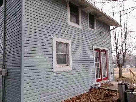 2nd image of 603 E Main St