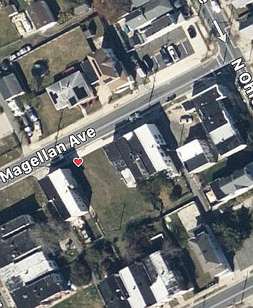 4th image of 1924 Magellan Ave