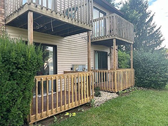4th image of 1221 Clarinet Blvd E #1221