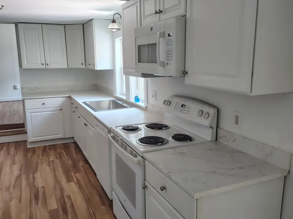 3 Spruce St #2, Burlington, VT 05401