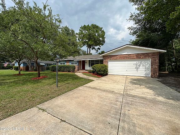 2nd image of 1203 TIMBER Lane