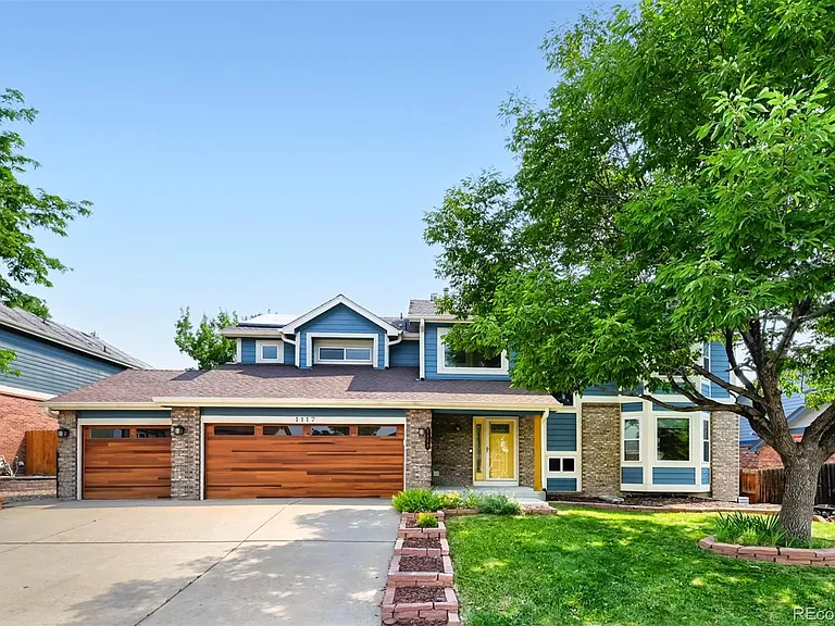 1117 Ridgeview Cir — Photo 1