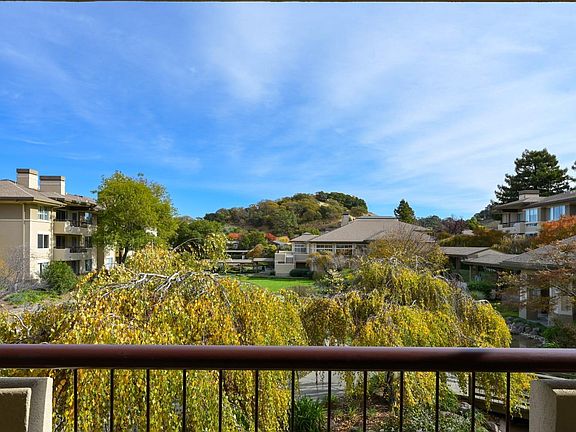 2nd image of 100 Deer Valley Road #2B