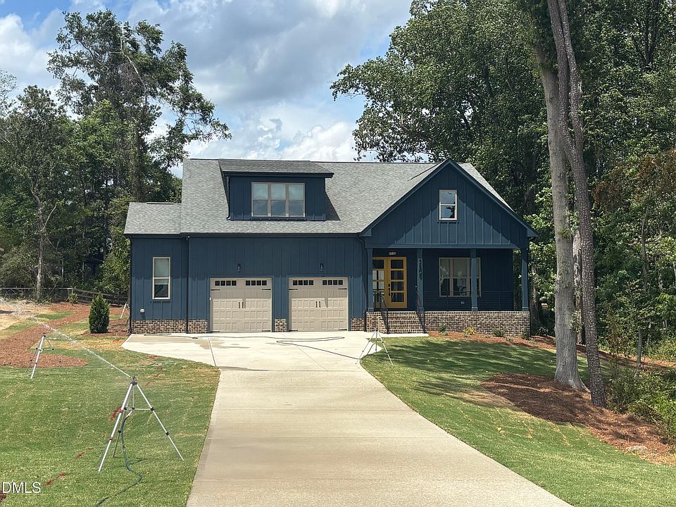 1st image of 3809 Fairway View Dr