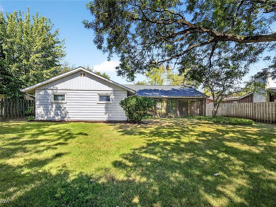 2nd image of 65 Barberry Dr