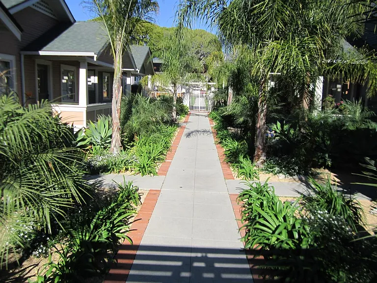 325 N Milpas St #2 — Photo 4