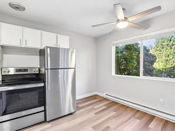 West Hills Terrace - Get 1 Month Free! (Unit #102)