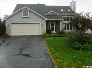 125 Brook Trout Ln, Rochester, NY 14622