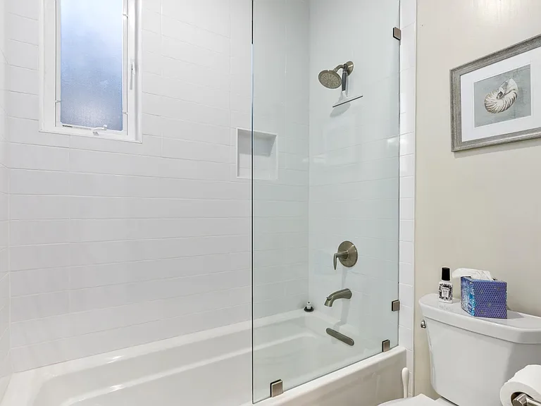 426 Hillcrest Dr — Photo 25