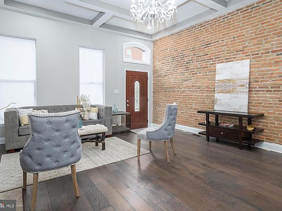 3rd image of 1607 W Lexington St