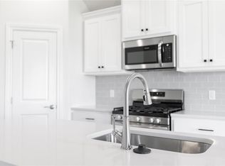 3709 Lynne Ave, Edmond, OK 73012