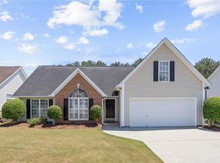 1087 Sham Pointe Dr, Lawrenceville, GA 30043