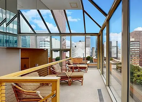 Rented by Bond New York | media 10