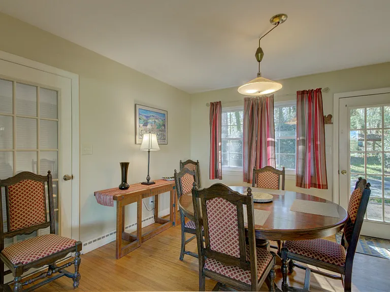 63 Montview Cir — Photo 6