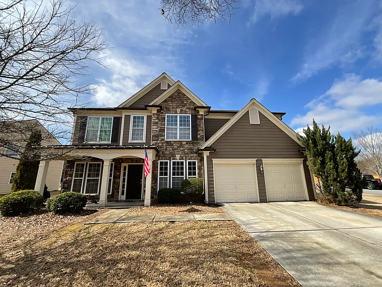 906 Idlewood Dr — Photo 1