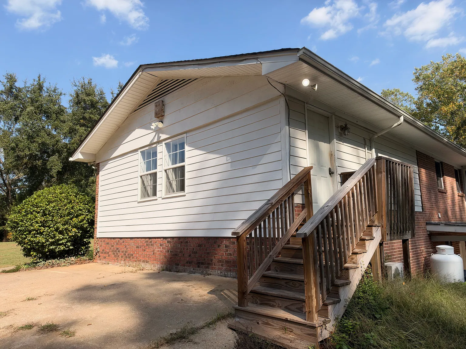 E Durham St, Shelby — Photo 3