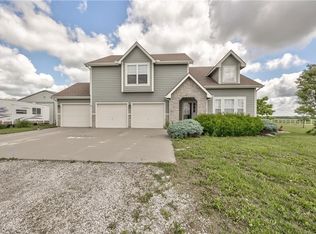 2090 N 900th Rd, Eudora, KS 66025