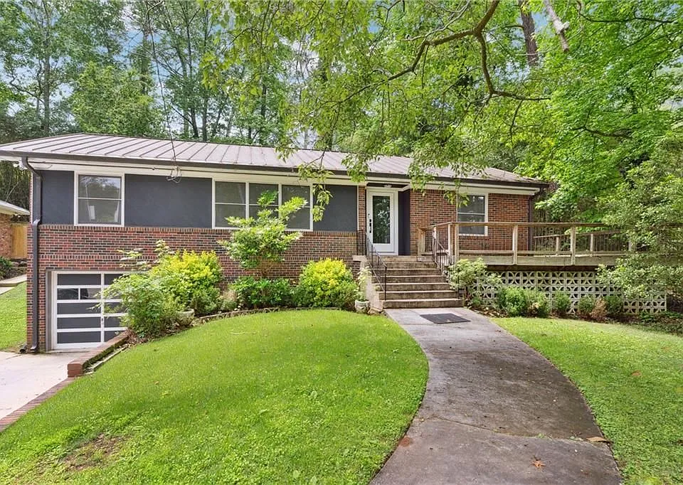 1201 Poplar Grove Dr