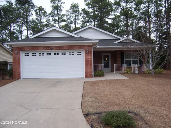 390 Pinehurst Trace Drive, Pinehurst, NC 28374