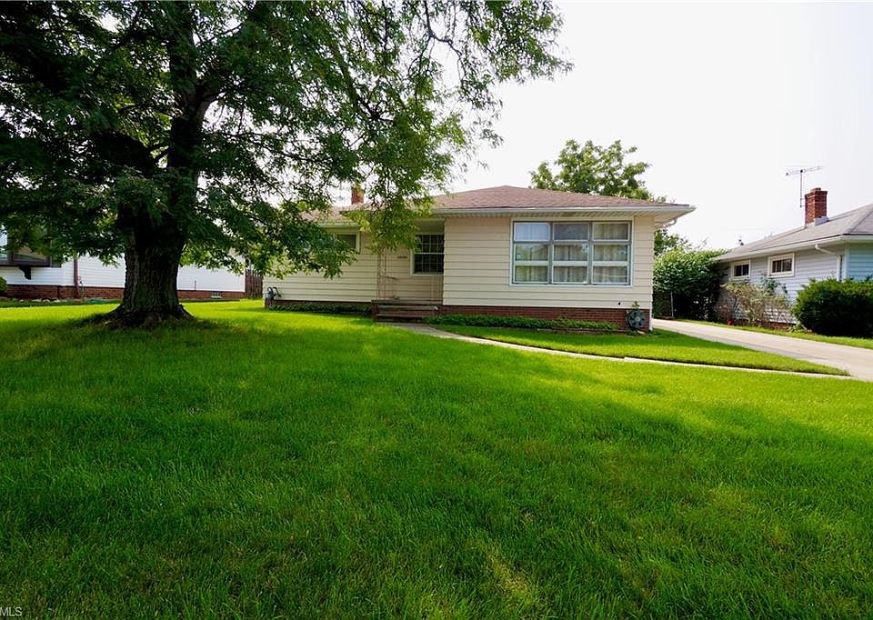 1st image of 11151 Sharon Dr