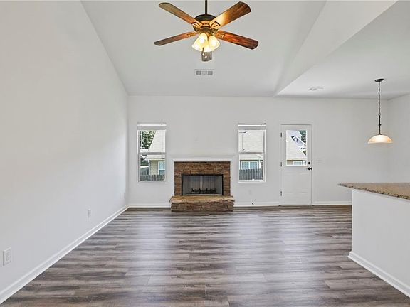3rd image of 311 Red Hawk Dr