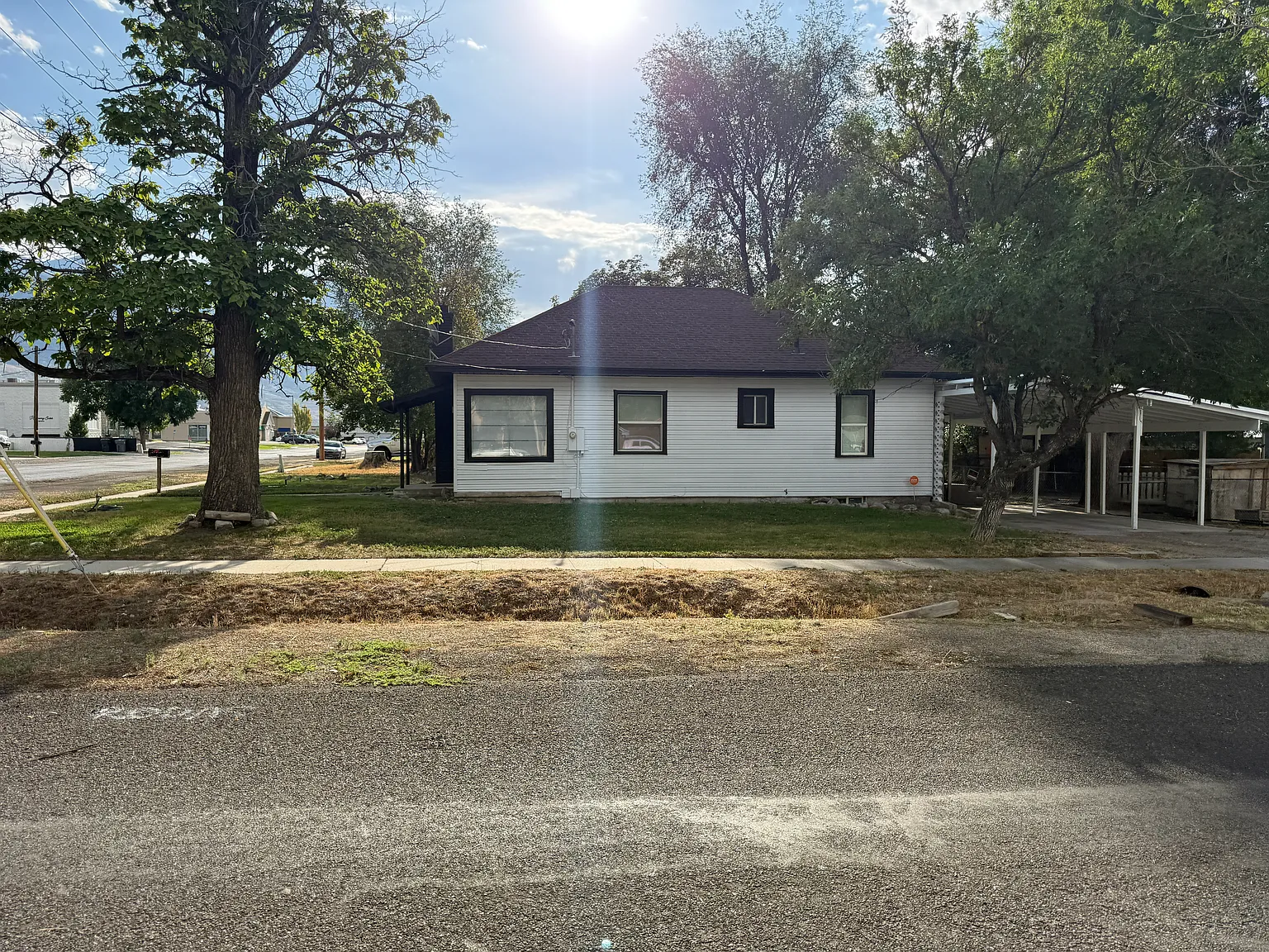2 bed, 1100 sqft, $1,900 — Photo 3