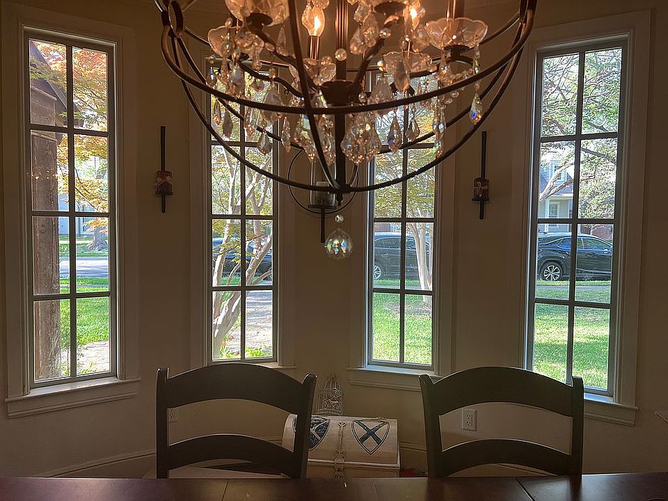 2nd image of 6304 Llano Ave