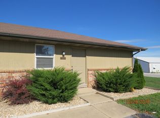 625 Meadowridge St, Nixa, MO 65714