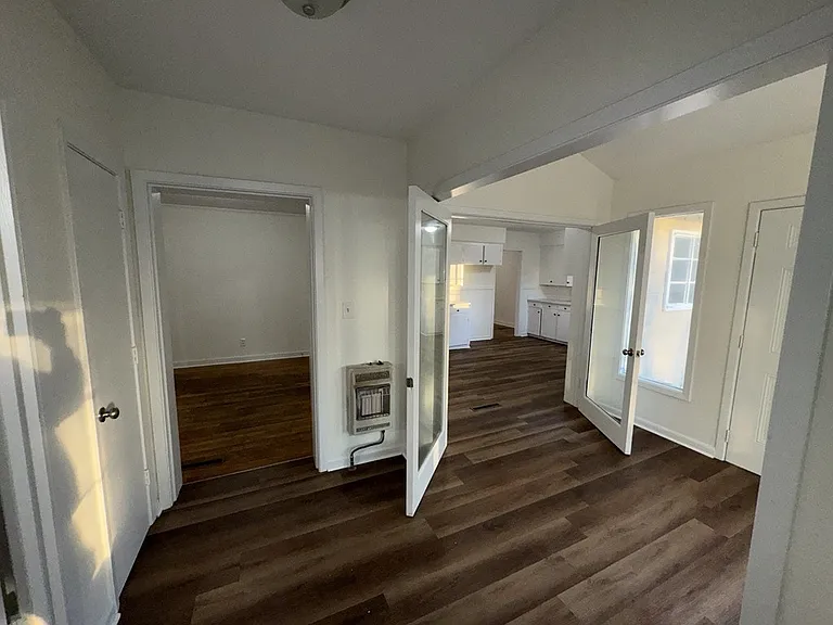 3147 Shirley Dr — Photo 9