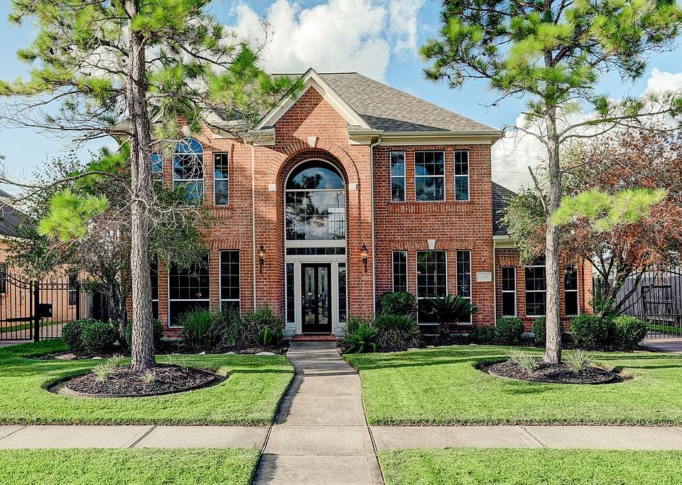 1st image of 3523 Creekstone Dr
