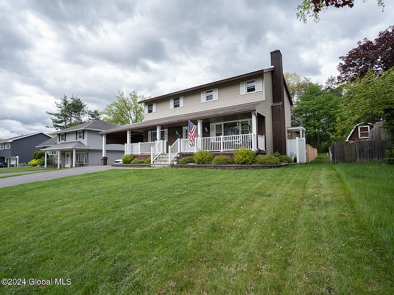 4th image of 1010 St Lucille Drive