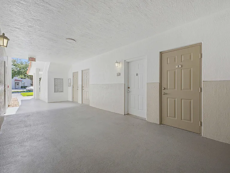 11041 Legacy Blvd #103 — Photo 3