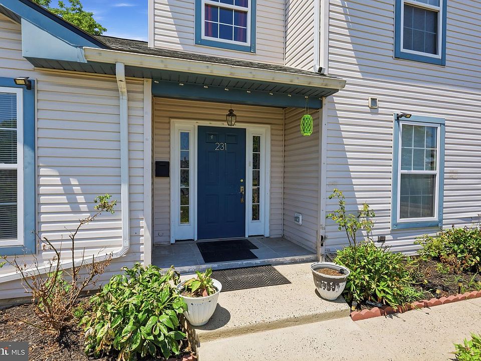 1st image of 231 Collingswood Rd