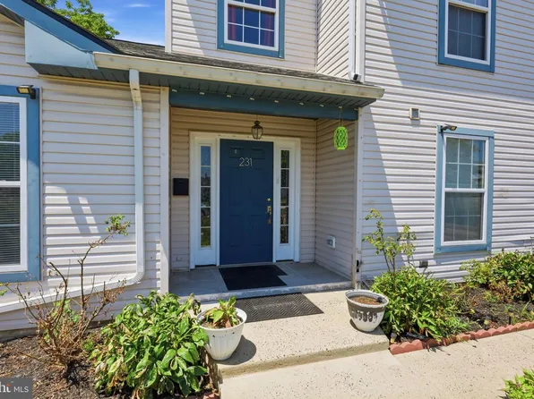 231 Collingswood Rd, Fairless Hills, PA 19030