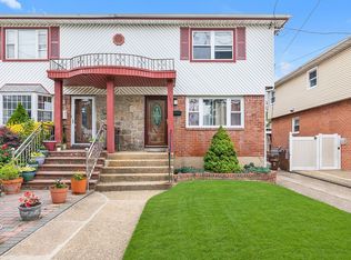 25745 149th Rd, Jamaica, NY 11422