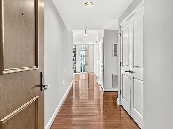 4th image of 11990 Market St #717