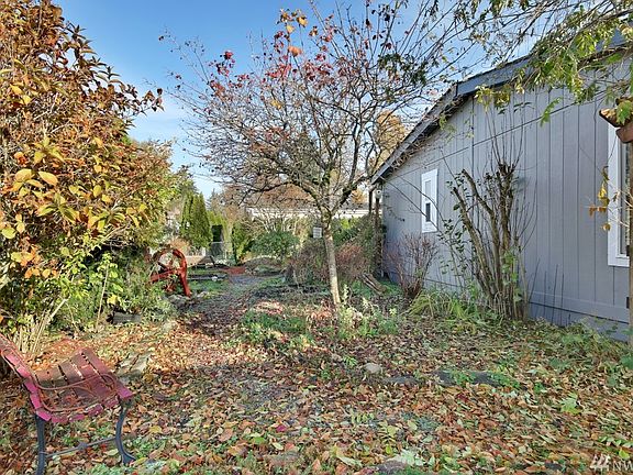 5th image of 15302 123rd Avenue Ct E