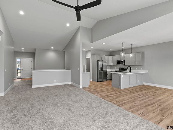 2nd image of 455 105th St