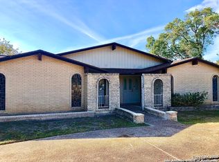 105 Shalimar Dr, Castle Hills, TX 78213