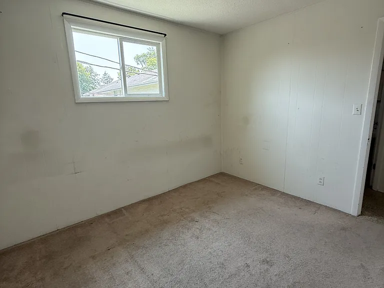 708 N Lincoln St #8 — Photo 7